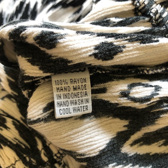 House of Skye 70’s Fashion Top - Picture 16 of 16